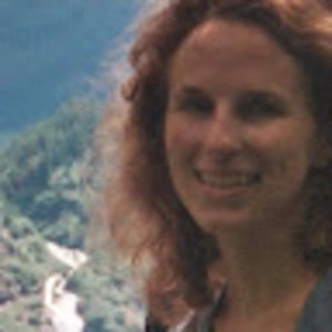 Meet your Posher, Karine